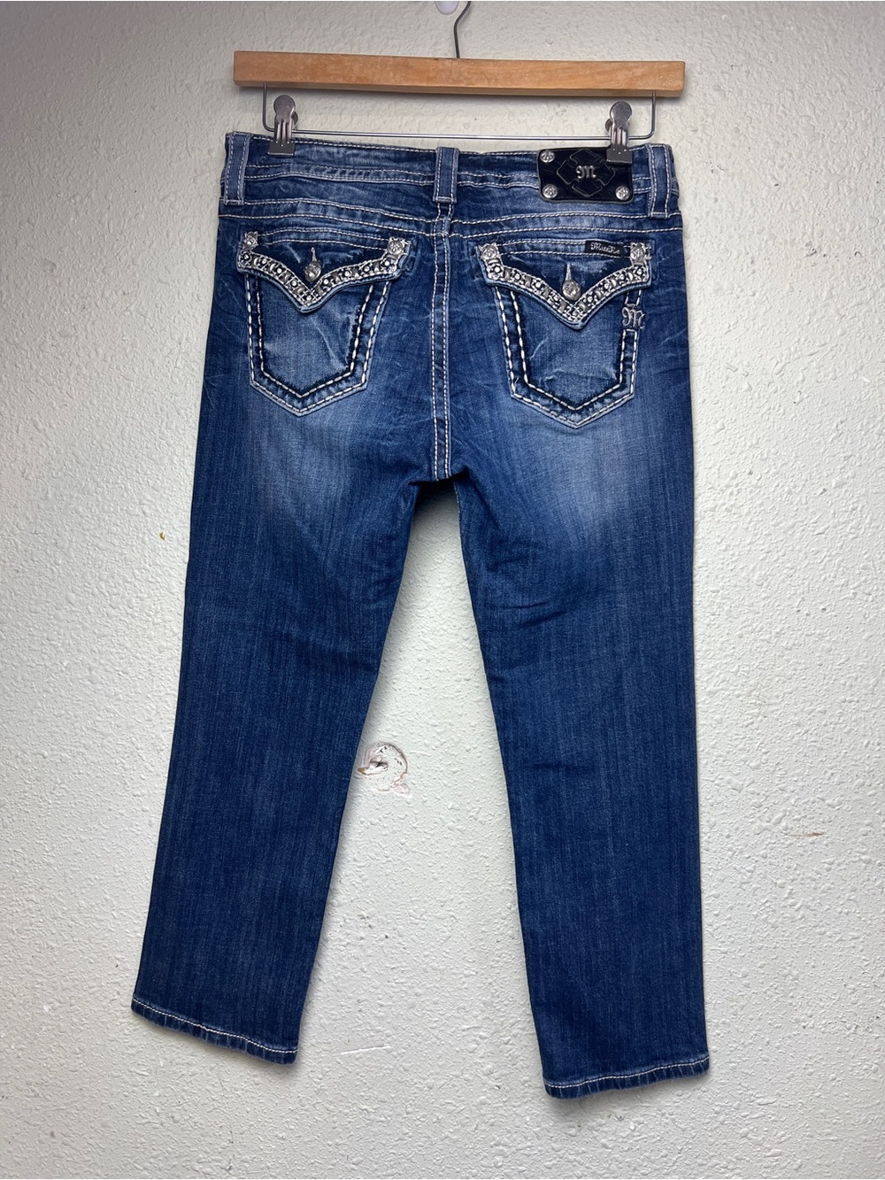 Miss Me Boyfriend Capri Jeans Womens 29 Rhinestone Flap Pocket Blue